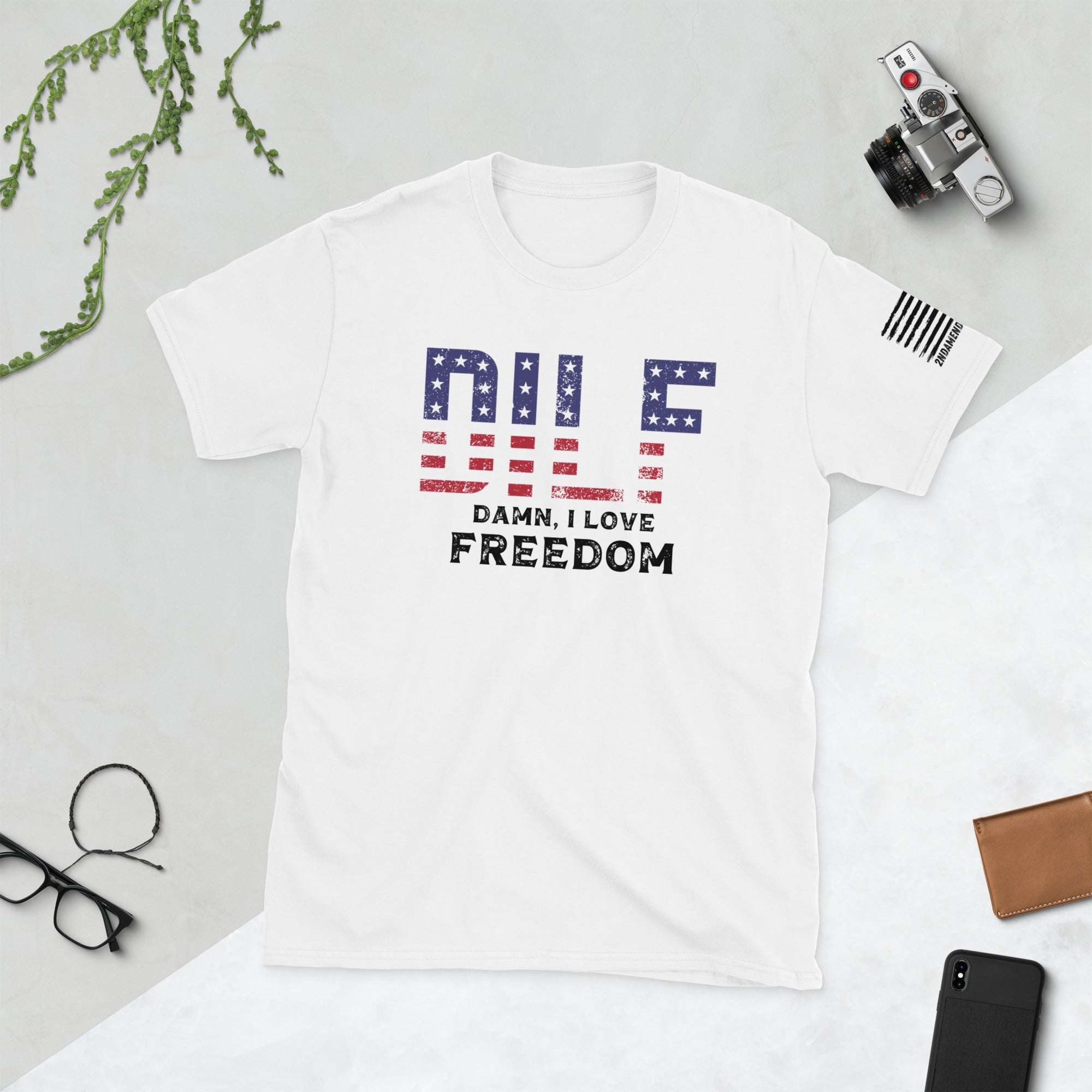 DILF - Damn, I Love Freedom - Short-Sleeve Unisex T-Shirt - 2nd Amendment Style